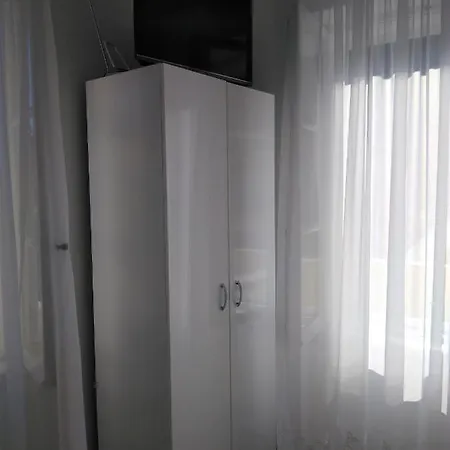 Гостевой дом Lemon House Вис