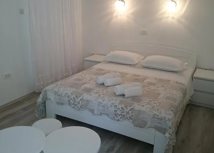 Lemon House Penzion Vis